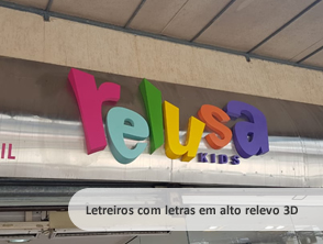 Letreiro galvanizado com letras em alto relevo 3D no Centro de Niterói - RJ