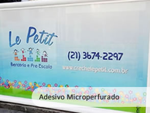 Adesivo Microperfurado para creche Le petit em Niterói