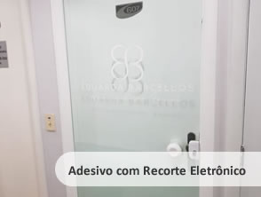 Adesivo com Recorte Eletrônico para Eduarda Barcelos em Niterói