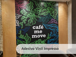 Adesivos Vinil Impresso colocado em parede em uma loja de café - Niterói 