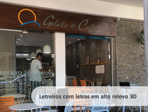 Letreiro em pvc expandido com letras em alto relevo 3D em Itacoatiara, Niterói - RJ