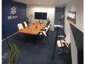 Adesivos impresso em Parede Studio de Gravação do BB Asset em Rio de Janeiro