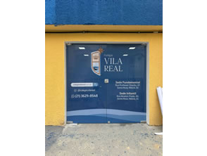 Adesivo para porta de vidro em Niterói