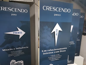 Display / Totem para eventos Personalizados em Niterói, Maricá, Cabo Frio e Rio de Janeiro - RJ